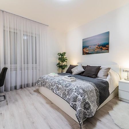 Pannónia Luxury Apartman with WIFI&Balcony Budapest Exterior foto