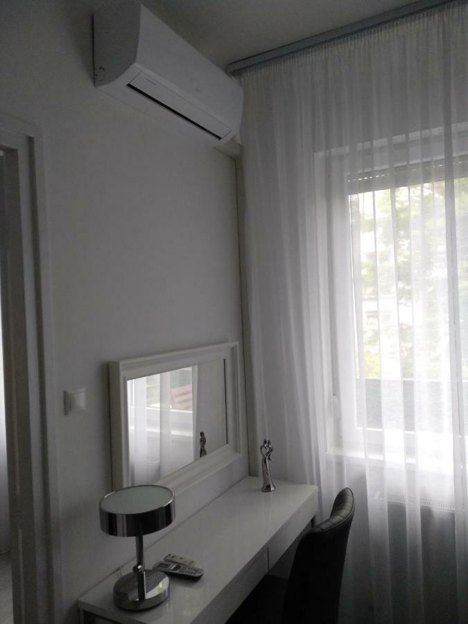 Pannónia Luxury Apartman with WIFI&Balcony Budapest Exterior foto