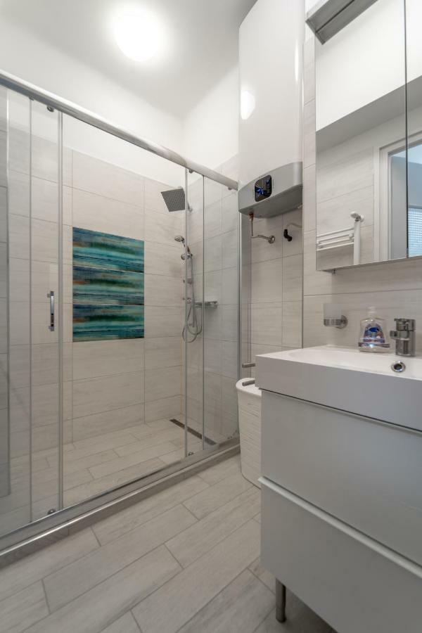 Pannónia Luxury Apartman with WIFI&Balcony Budapest Exterior foto